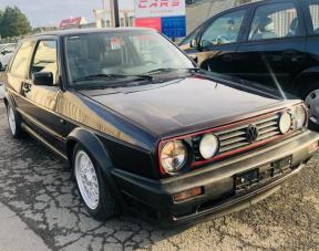 Volkswagen Golf 1.8i GTI blue EDITION 108 CV