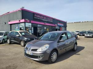 Renault Clio III (2) 1.6 110 EXCEPTION BVA AUTOMATIQU