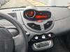 Renault Twingo 2 1.2 LEV 16V 75 SUMMERTIME 4500e