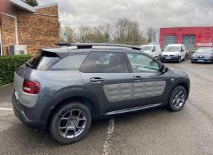 Citroen C4 Cactus SHINE 1 6 L HDI 100 cv